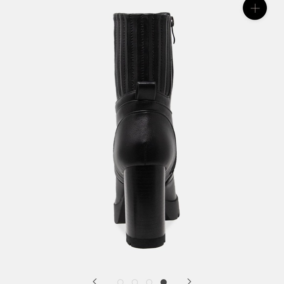 Black Vivorosa booties - Picture 5 of 5